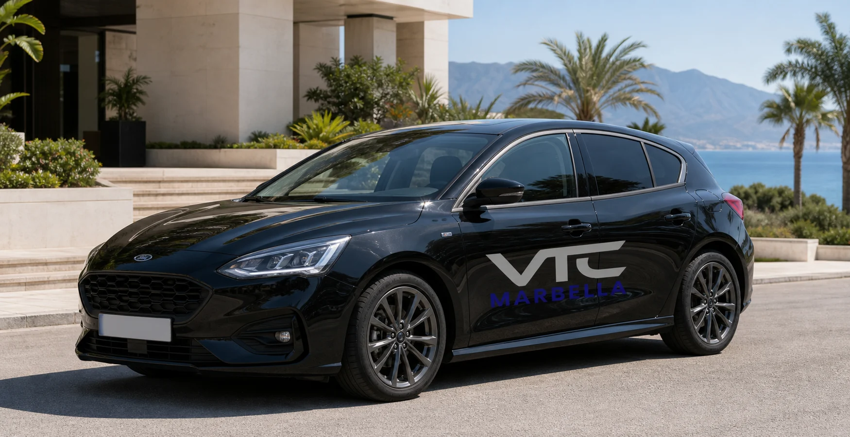 Ford Focus negro de Marbella VTC para traslados privados